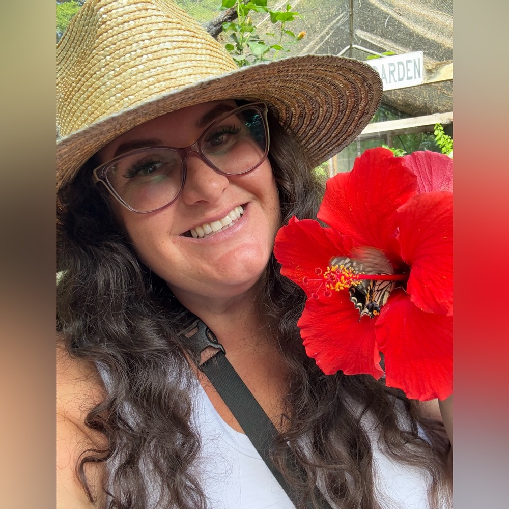 Meet your Posher, Joelle